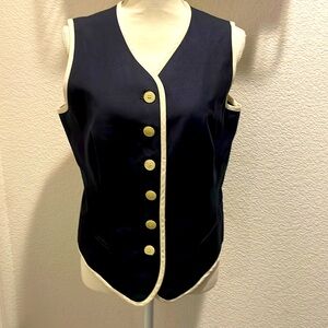 Ann Taylor linen blend vest. Cream piping, lined, button down with print backing